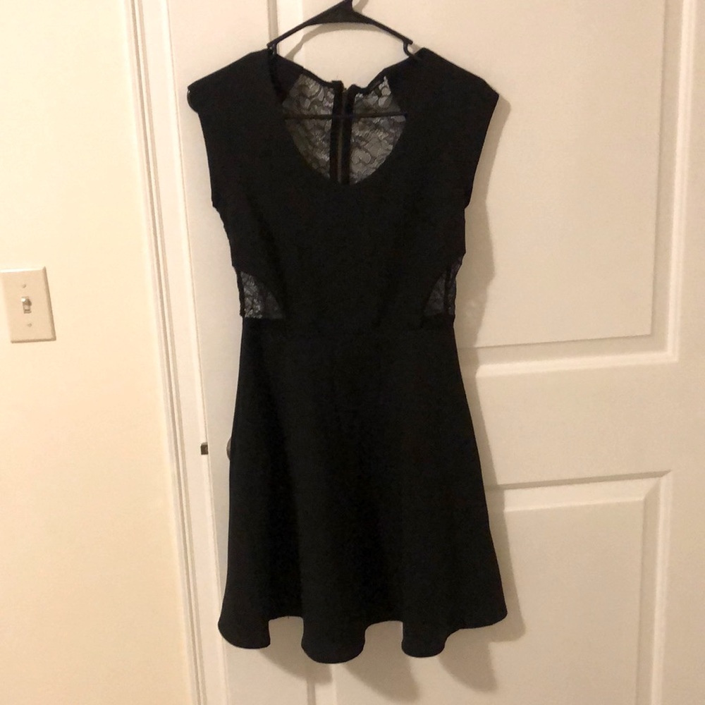 Monteau size small black dress